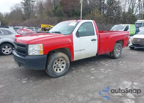 2008 Chevrolet Silverado 1500 Work Truck z USA, uszkodzony, nr VIN 1GCEK14C08E135696